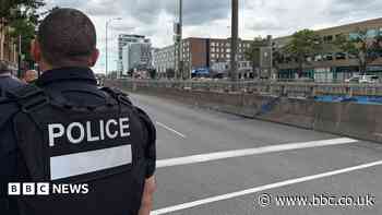 Montreal shooting leaves officer, civilian and suspect dead