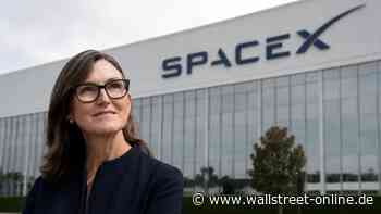 Absturz gekauft: Cathie Wood greift beherzt nach SpaceX-Crash zu