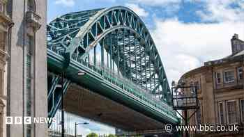 Scaffolding removed from Tyne Bridge's west wall