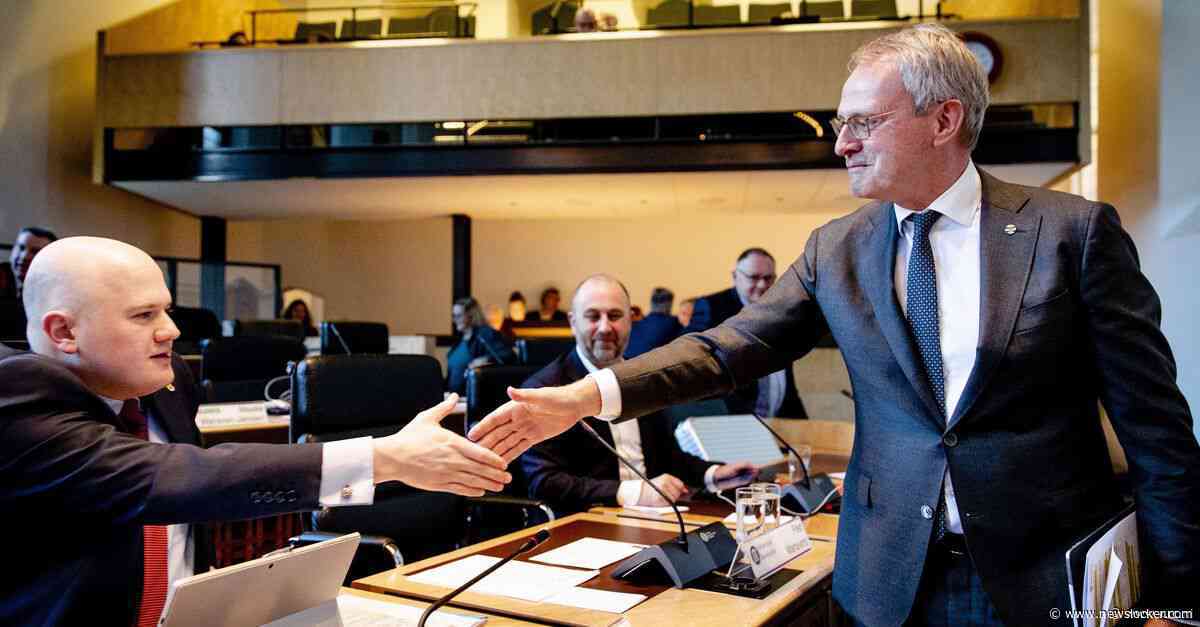 Zeeuws Statenlid Martin Bos (FVD) declareerde in 2023 en 2024 voor meer dan 10.000 euro aan kaviaar, bier en sigaren