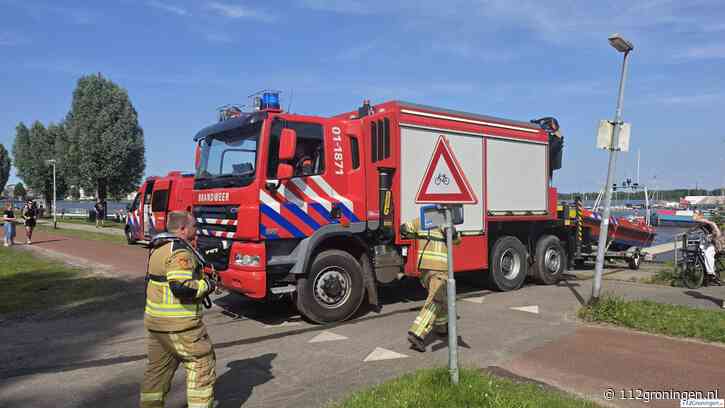 Brandweer ingezet bij het Hoornsemeer door lekke speedboot (video)