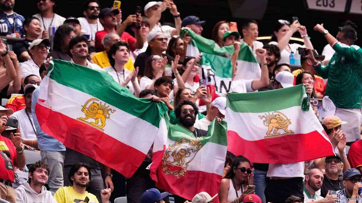 Botschaft für den Frieden: Iranisches Nationalteam hinterlässt emotionale Kabinen-Notiz bei der Fußball-WM