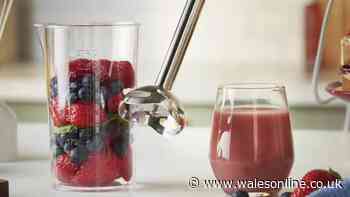 'Wonderful' hand blender that's great for milkshakes and smoothies down to £6