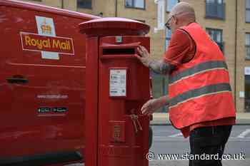 Royal Mail sees annual earnings tumble as employee costs surge