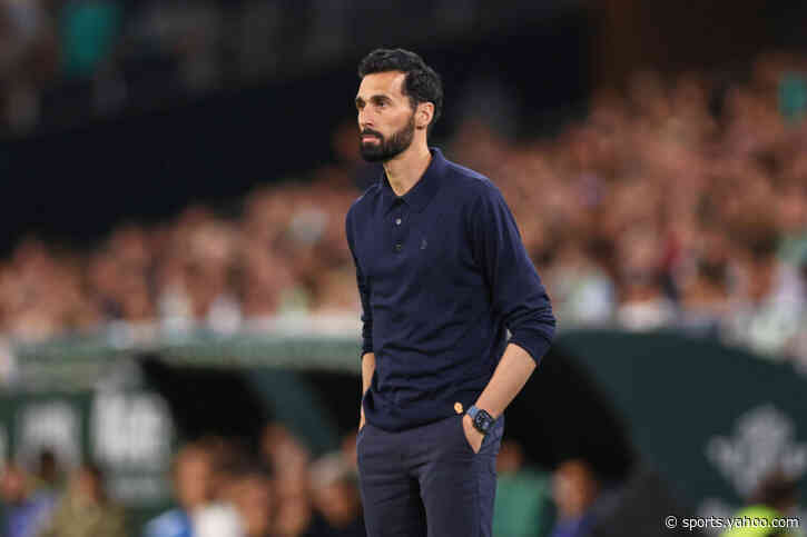 Fulham close in on Alvaro Arbeloa as talks over three-year deal advance