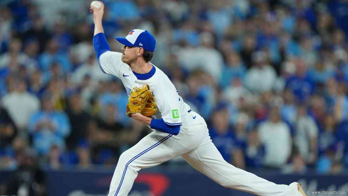 Astros vs. Blue Jays Tuesday MLB picks: Former AL Cy Young winner Shane Bieber set for Toronto season debut