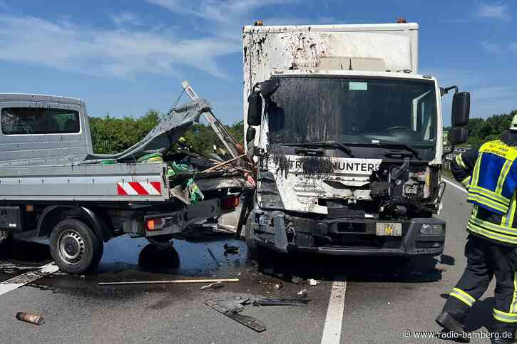 Zwei Menschen sterben bei Unfall auf Autobahn 31