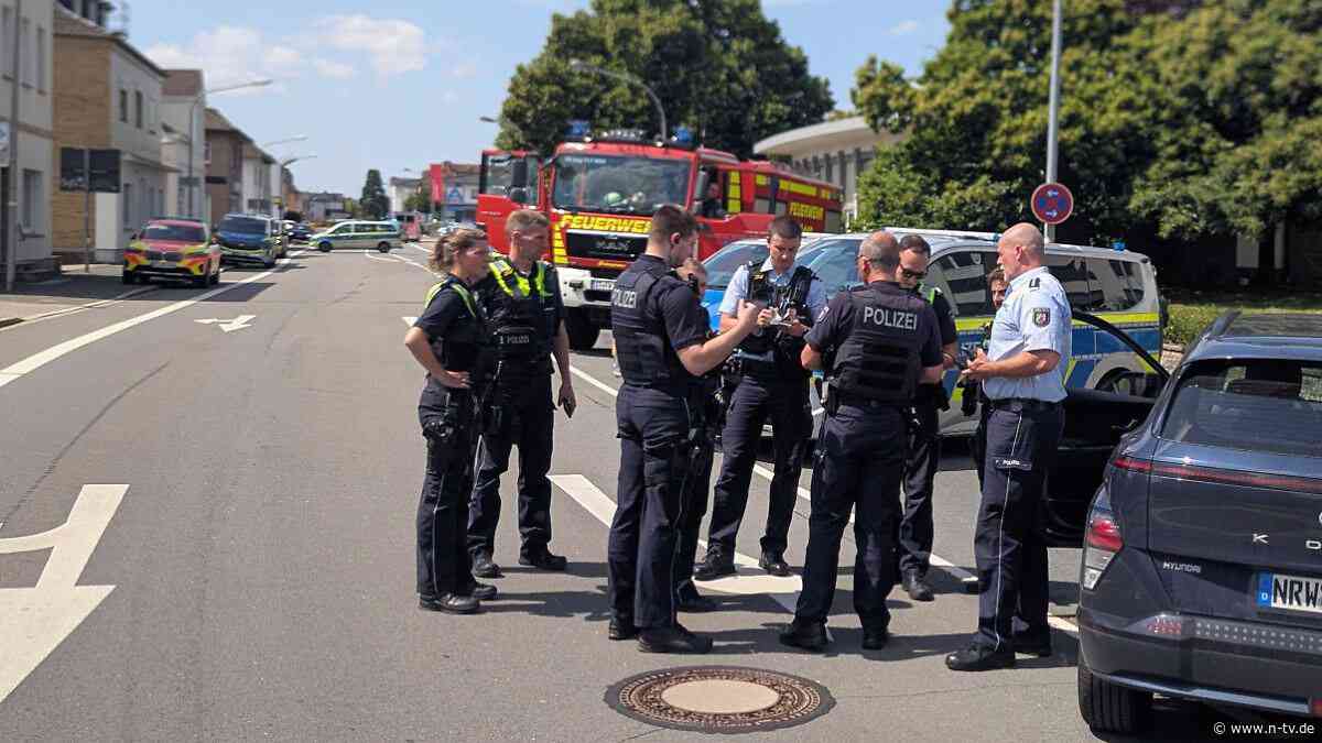 Mann festgenommen: Mögliche Geiselnahme im Rathaus von Lengerich in NRW
