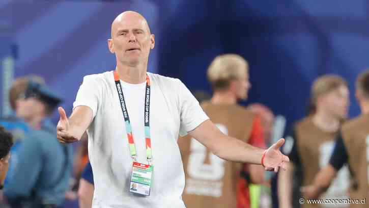 El emotivo trasfondo tras el beso viral de Stale Solbakken, el DT que estuvo "clínicamente muerto"