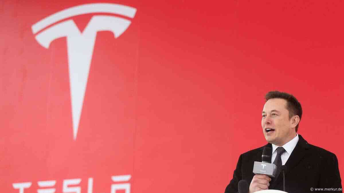 Tesla-Autopilot im Visier: Tödlicher Crash entfacht Regulierungs-Sturm