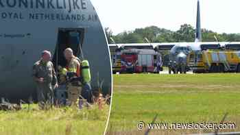 Brandweer rukt groots uit voor rook in cabine transportvliegtuig luchtmacht