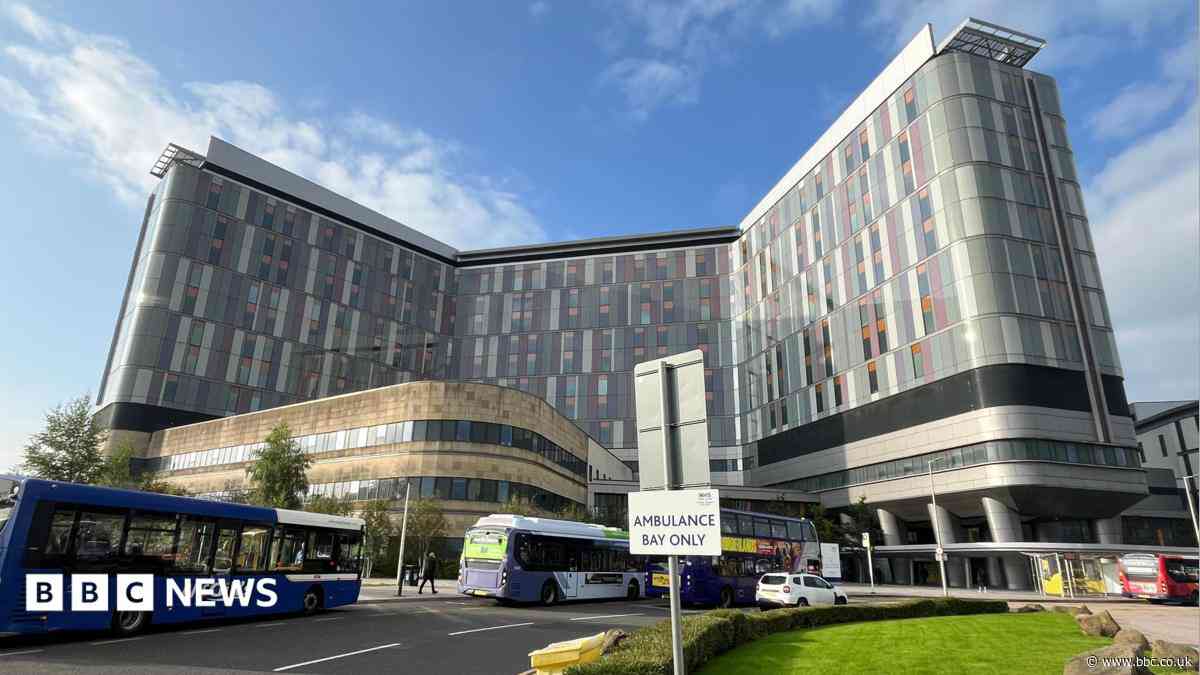 Man who carried crossbow into hospital jailed for three years