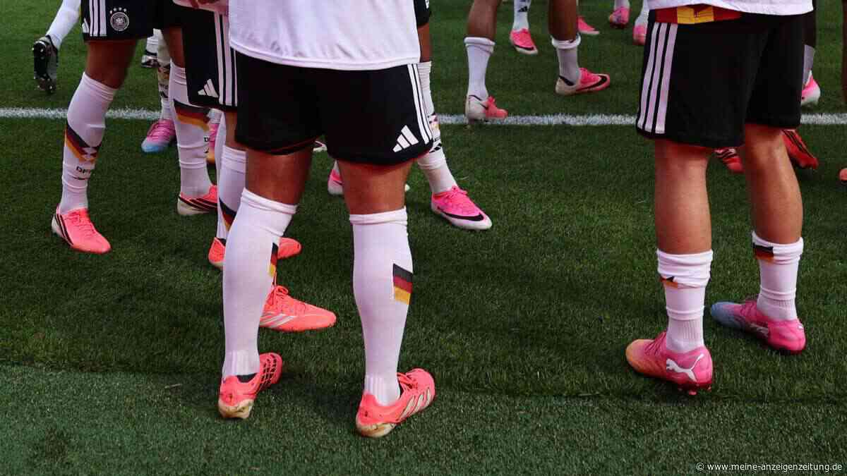 Warum tragen bei der WM fast alle DFB-Stars pinke Schuhe?