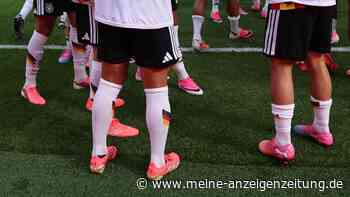 Warum tragen bei der WM fast alle DFB-Stars pinke Schuhe?