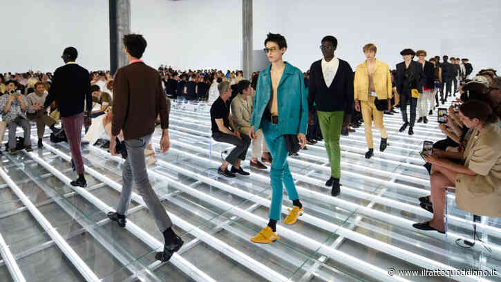 La “pasta al pomodoro” di Prada, il Mediterraneo di Armani, il mito della villeggiatura e la rivolta “anti-ricchi” di Simon Cracker: cosa resterà di questa Milano Men’s Fashion Week