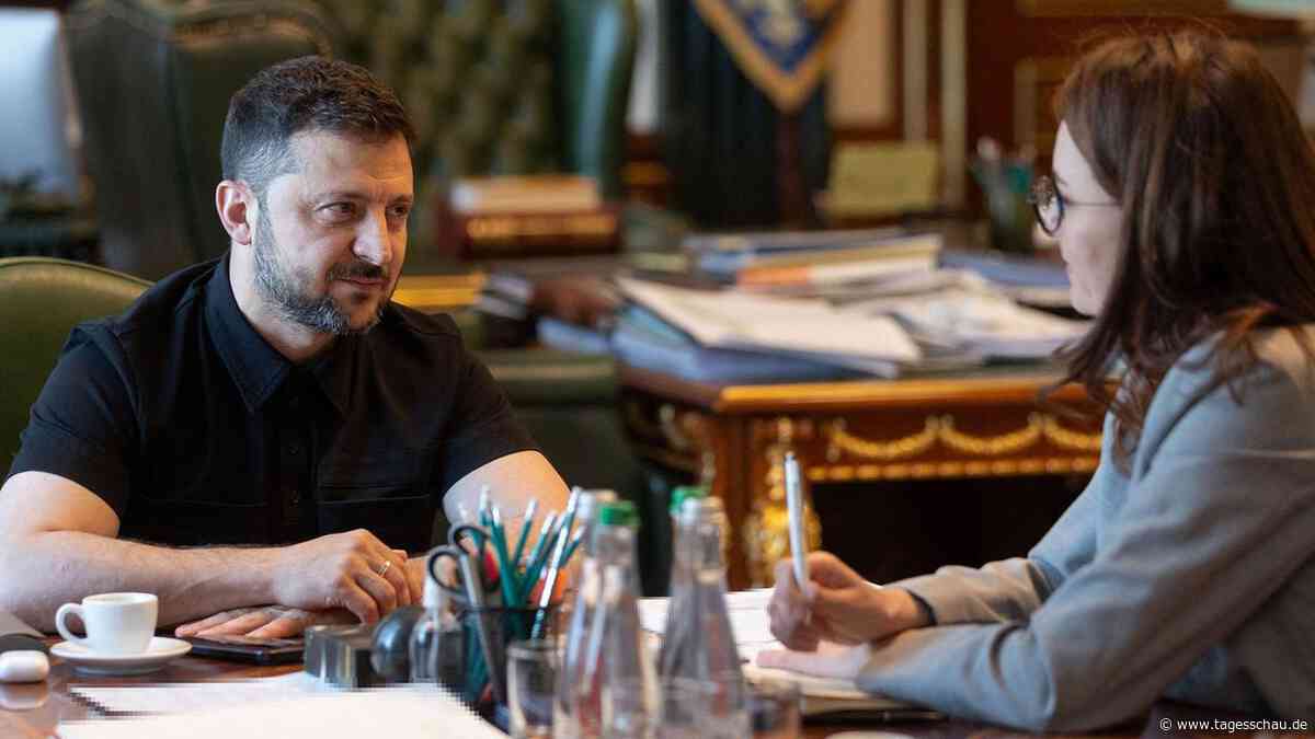 Streit um Armeeeinheit: Selenskyj nicht bei Konferenz in Polen