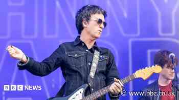 Johnny Marr to auction guitars he played with The Smiths and Billie Eilish