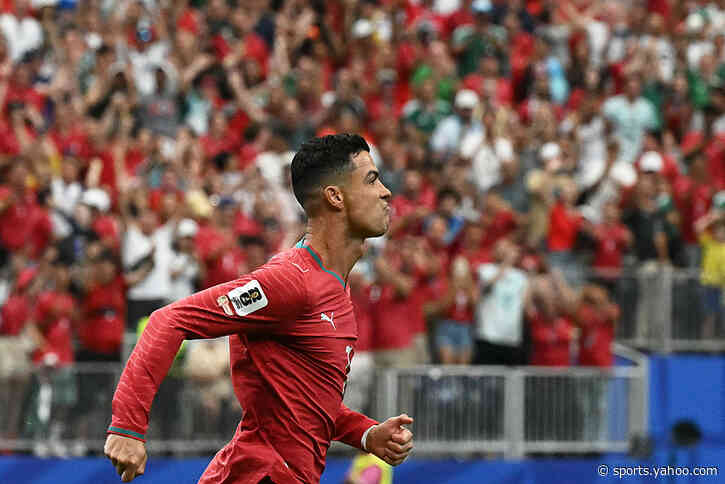 🎥 Cheers for CR7 goal! YouTuber leaps over stadium balcony