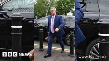 Donaldson trial in 60 seconds