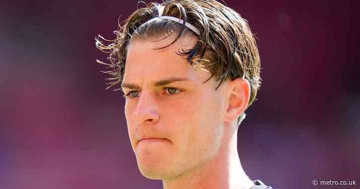 Bournemouth reduce asking price for Arsenal and Man Utd transfer target Alex Scott