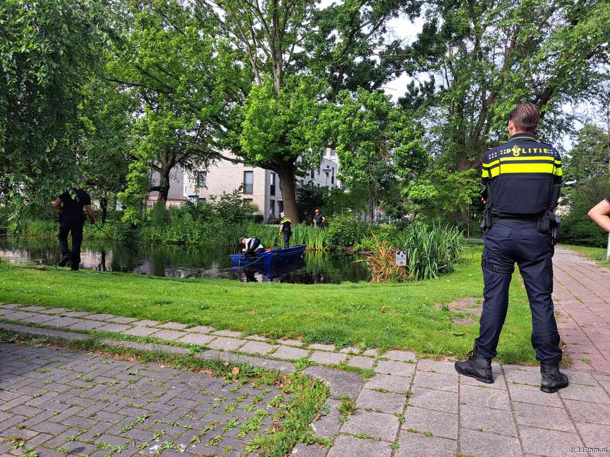 Opnieuw zoekactie in water na schietpartij Sportlaan Gouda: wapen en telefoons aangetroffen