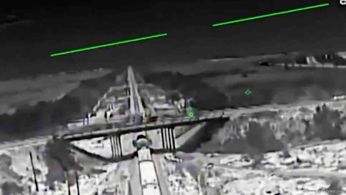 Hier wordt belangrijke spoorbrug op bezette Krim aangevallen met drones