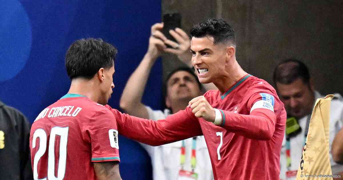 Gretige Ronaldo blinkt uit voor Portugal tegen Oezbekistan en is eerste speler die op zes WK’s heeft gescoord