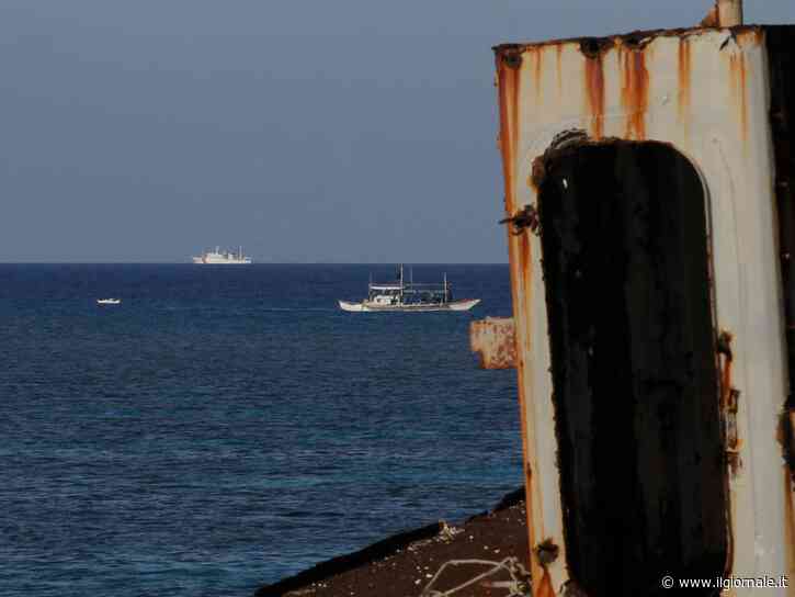 Faccia a faccia nel Mar Cinese: la mossa delle quattro navi da guerra cinesi
