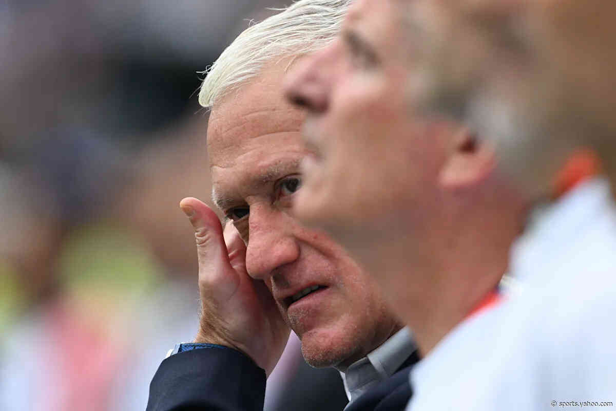 🖤France camp in mourning over Deschamps
