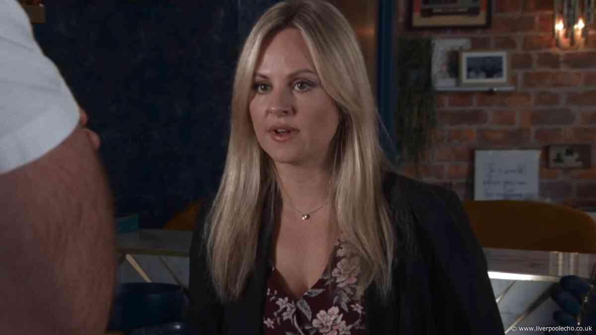 Coronation Street fans 'expose' Sarah's downfall and relative who betrays her