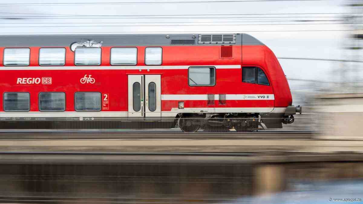 Deutsche Bahn: Bundesweiter Ausfall des Zugfunks legt Bahnverkehr lahm