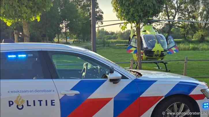 Dreumes valt uit raam in Chaam, met spoed naar ziekenhuis