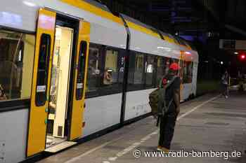 Erste Züge der Deutschen Bahn fahren wieder