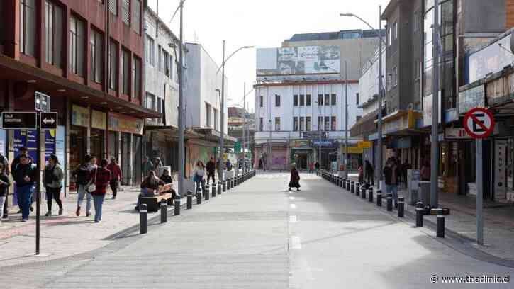 El exitoso modelo de Puerto Montt para controlar el comercio ambulante en el centro de tras batalla que derivó hasta en un intento de toma del municipio