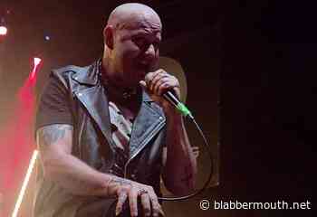 TIM 'RIPPER' OWENS: 'There's A Reason IRON MAIDEN Plays In Front Of 20,000 People While JUDAS PRIEST Plays In Front Of 5,000'