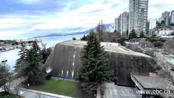 Injunction seeking to keep Vancouver Aquatic Centre open denied in B.C. Supreme Court