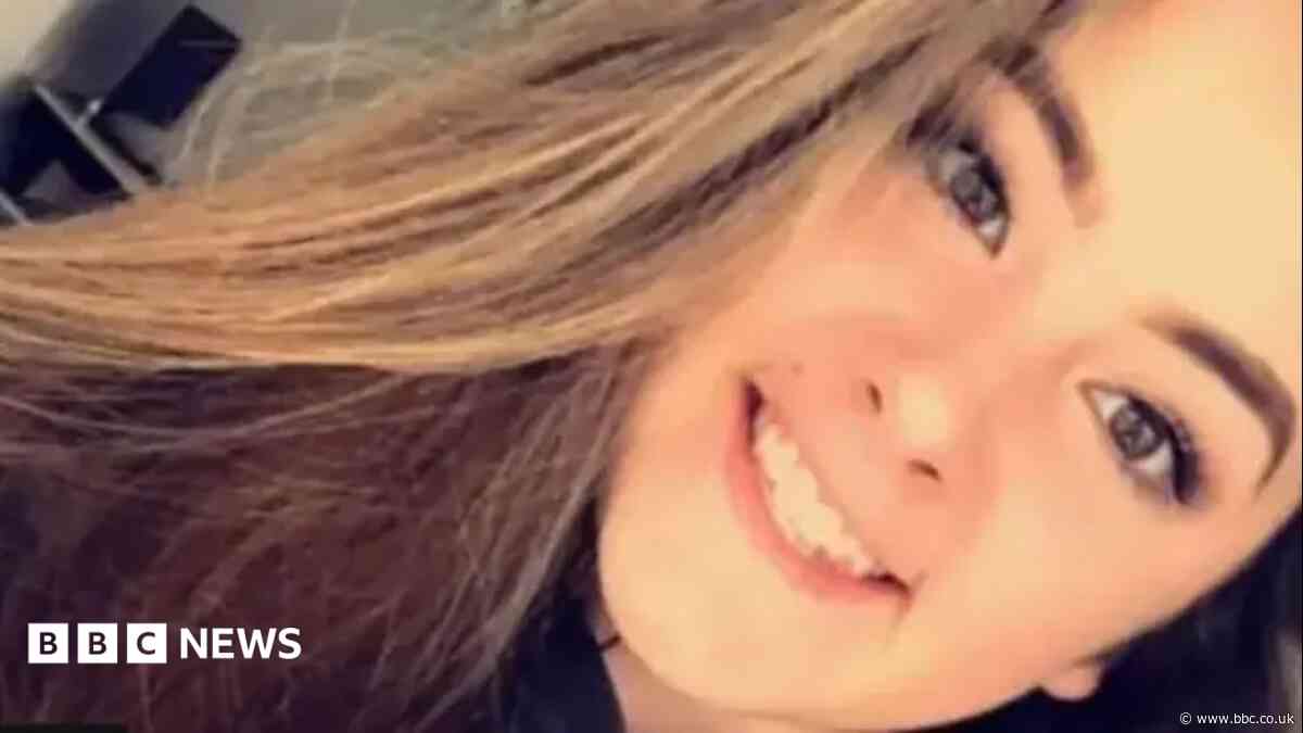 Teen treated 'like dirt' before hospital death