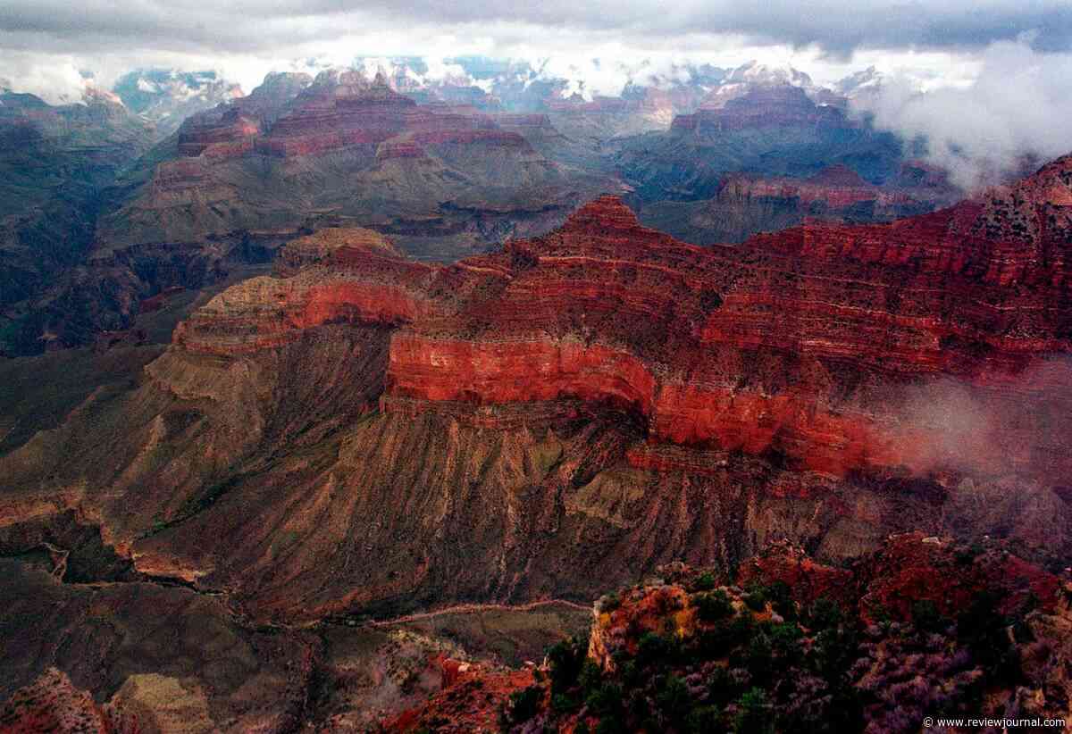 Extreme heat arrives again at Grand Canyon after 3 hikers die