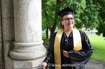 ‘Big loser’ goes from homeless misery to proud milestone as a 44-year-old high school valedictorian