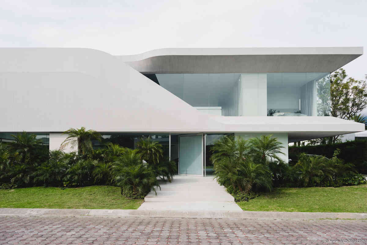 Casa TA / Estudio Felipe Escudero