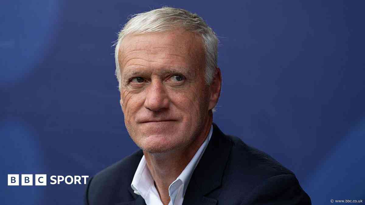 Deschamps returns to France after death of his mother