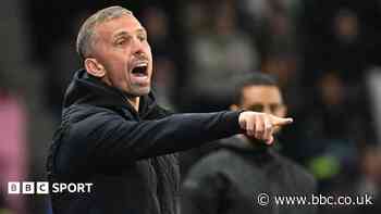O'Neil signs three-year deal as new Ipswich boss