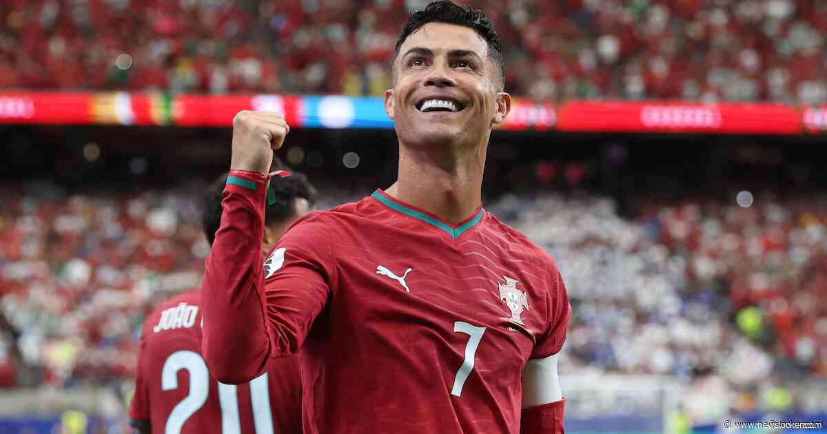 'Ze zeiden dat ik met pensioen moest gaan&hellip;': Cristiano Ronaldo bijt na 'donkere week' van zich af