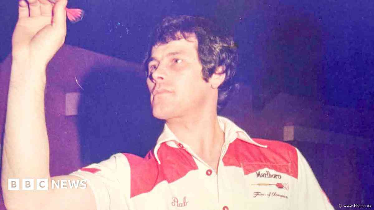 The Scottish darts superstar who quit at the top of the game