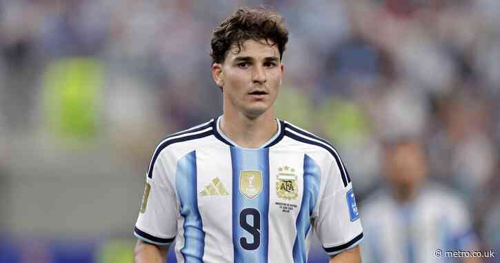 Arsenal make final Julian Alvarez decision after Viktor Gyokeres swap offer