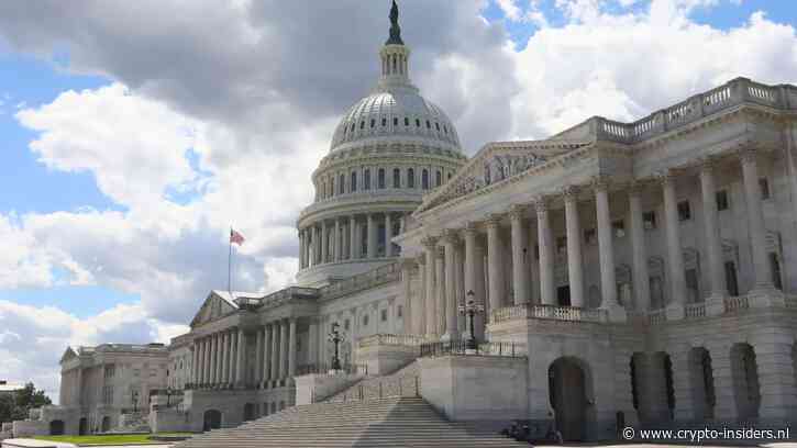 Amerikaanse senator twijfelt of crypto economie echt helpt