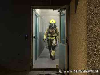 Brand in kelderbox zorgt voor rookontwikkeling onder flat
