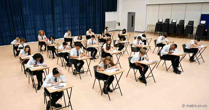 Thousands of schools cancel classes before recod-breaking heat