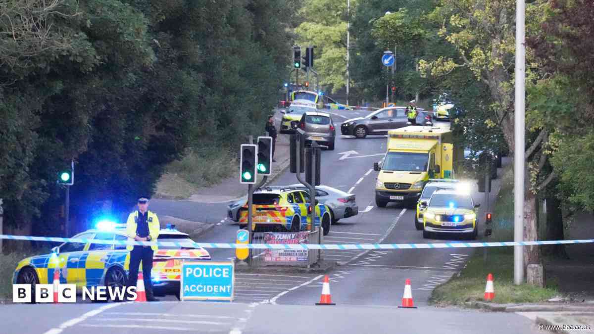 Section of A27 closed following serious crash