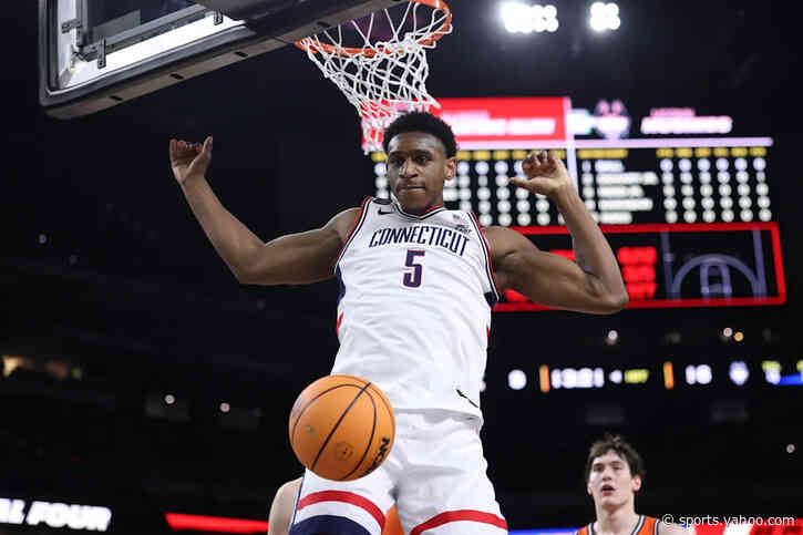San Antonio adds front-court depth with Tarris Reed Jr.